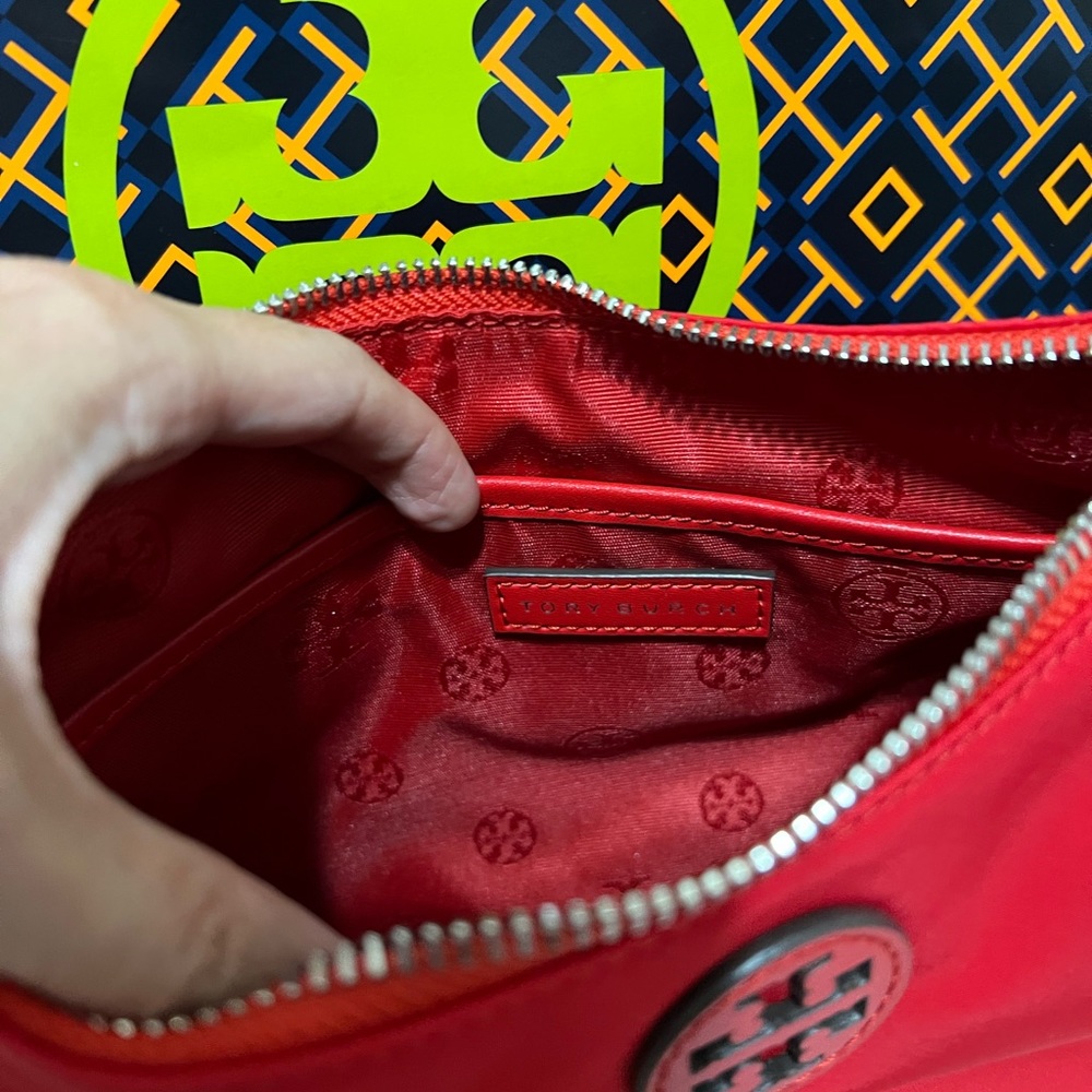 NWT Authentic Tory Burch Nylon Mini Hobo Bag  Brilliant Red - Picture 3 of 5